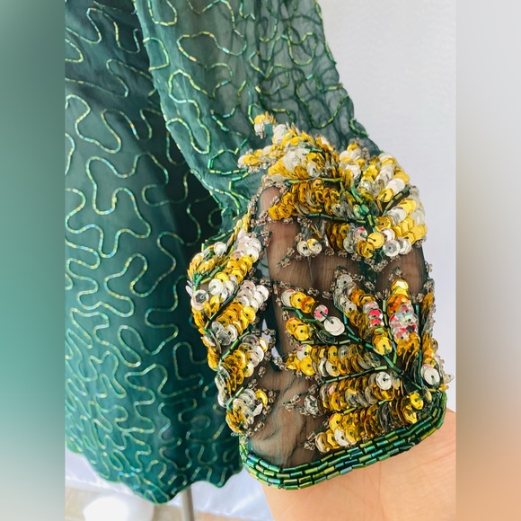 Vintage Green and Gold sparkly gown - Picture 2 of 15